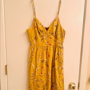 One Clothing Los Angeles, Medium, Mustard yellow medium length dress w/ slits